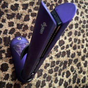 Dyson corrale straighter